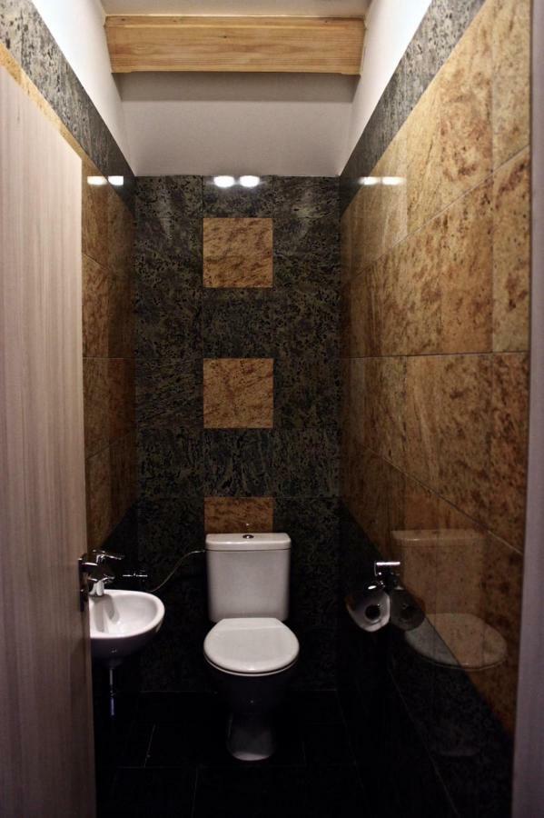 Vip Suite Hotel Heinz Dobris Exterior photo
